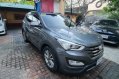 Grey Hyundai Santa Fe 2015 for sale in Automatic-3