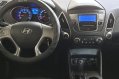 Selling Grey Hyundai Tucson 2011 in Las Piñas-8