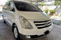 Selling Pearl White Hyundai Starex 2018 in Rosario-1