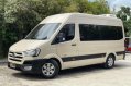White Hyundai H350 2018 for sale in Manual-2