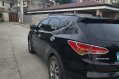 Selling Black Hyundai Santa Fe 2015 in Cebu -4
