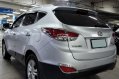2012 Hyundai Tucson 2.0 CRDi 4x4 AT in Quezon City, Metro Manila-14