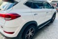 White Hyundai Tucson 2017 for sale in Automatic-3