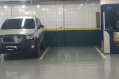 Selling White Hyundai Santa Fe 2011 in Manila-2