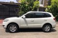 White Hyundai Santa Fe 2011 for sale in San Mateo-0