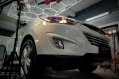 Selling White Hyundai Tucson 2011 in Manila-4