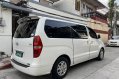 Selling White Hyundai Starex 2014 in Quezon City-2