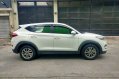 Selling White Hyundai Tucson 2019 in Manila-3