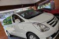 Sell White 2016 Hyundai Starex in Manila-3