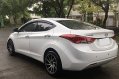 White Hyundai Elantra 2012 for sale in Manual-3