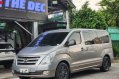 Selling White Hyundai Starex 2016 in Manila-1