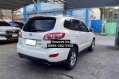 White Hyundai Santa Fe 2011 for sale in Automatic-4