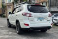 White Hyundai Santa Fe 2012 for sale in Automatic-3