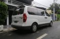 White Hyundai Starex 2013 for sale in Quezon City-3
