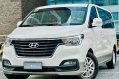 Selling White Hyundai Grand starex 2019 in Makati-2