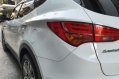 White Hyundai Santa Fe 2014 for sale in Automatic-7