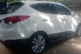 Selling White Hyundai Tucson 2012 in Quezon City-6
