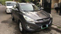 Selling Grey Hyundai Tucson 2010 for sale in Automatic