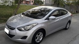 Sell 2nd Hand 2012 Hyundai Elantra at 50000 km in Biñan