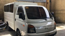 2nd Hand Hyundai H-100 2016 at 33000 km for sale in Quezon City
