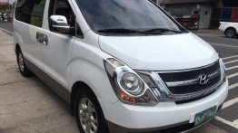 Selling 2nd Hand Hyundai Grand Starex 2008 Automatic Diesel at 95000 km in Victoria