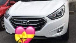 Sell 2nd Hand 2015 Hyundai Tucson Automatic Gasoline at 50000 km in Guagua