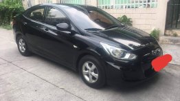 Selling Hyundai Accent 2012 Automatic Gasoline in Bacoor