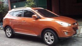 Orange Hyundai Tucson 2013 at 39125 km for sale