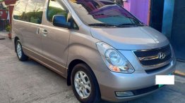 Sell 2014 Hyundai Grand Starex in Manila