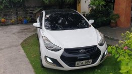 Sell White 2012 Hyundai Elantra at 123000 km 