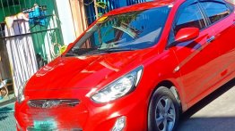Selling Red Hyundai Accent 2013 Sedan in Marikina