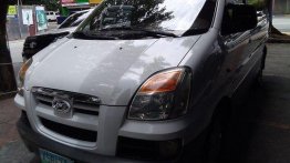 Sell White 2004 Hyundai Starex in Marikina 