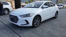 White Hyundai Elantra 2016 Automatic Gasoline for sale