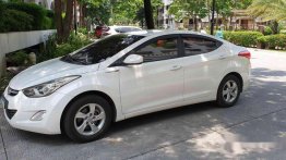 Selling White Hyundai Elantra 2012 Manual Gasoline 