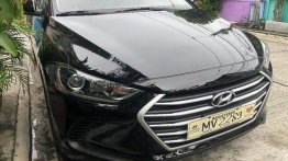 Sell Black 2018 Hyundai Elantra at Manual Gasoline 