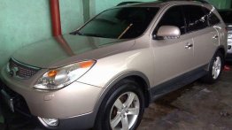 Selling Beige Hyundai Veracruz 2009 