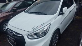 Sell White 2017 Hyundai Accent Automatic Diesel at 26000 km 