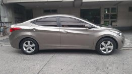 Grey Hyundai Elantra 2013 at 54000 km for sale 