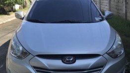 Sell Silver 2012 Hyundai Tucson at 75700 km 