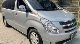 Silver Hyundai Grand Starex 2012 for sale in Pasig