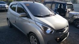 Selling Silver Hyundai Eon in Tarlac