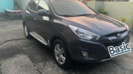 Sell Grey 2013 Hyundai Tucson in Manila
