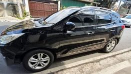 Sell Black 2012 Hyundai Tucson in Manila