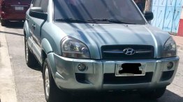 Selling Silver Hyundai Tucson for sale in Marikina