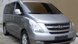 Selling Silver Hyundai Grand starex in Marikina