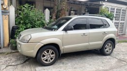 Sell Beige Hyundai Tucson in Mandaluyong