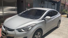 Silver Hyundai Elantra for sale in Santo Tomas