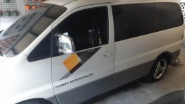 White Hyundai Starex for sale in Manila