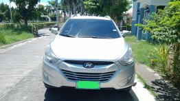 Silver Hyundai Tucson 2011 for sale in Cabuyao