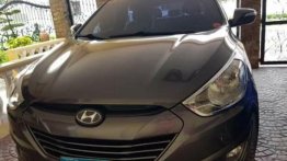 Sell Grey Hyundai Tucson in Angeles